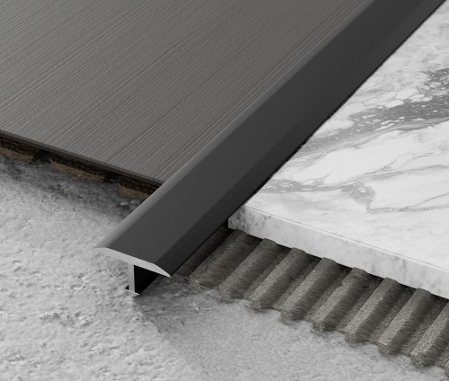 Listwa podłogowa aluminiowa "T", czarna matowa 15mm x 2700mm — ATBL-0315 — zdjęcie 2