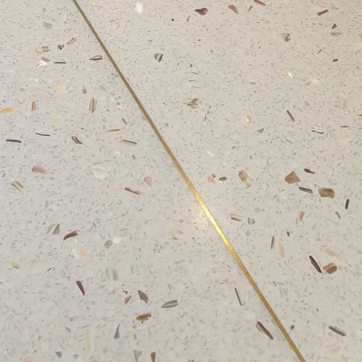 Listwa fugowa mosiężna "T" szczotkowana 5mm x 2700mm — FLMF-0003 — zdjęcie 3