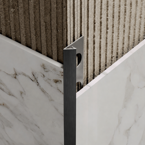 Listwa narożna typu TRÓJKĄT, Czarna szczotkowana 10mm x 2700mm — FITBL-0210 — zdjęcie 2